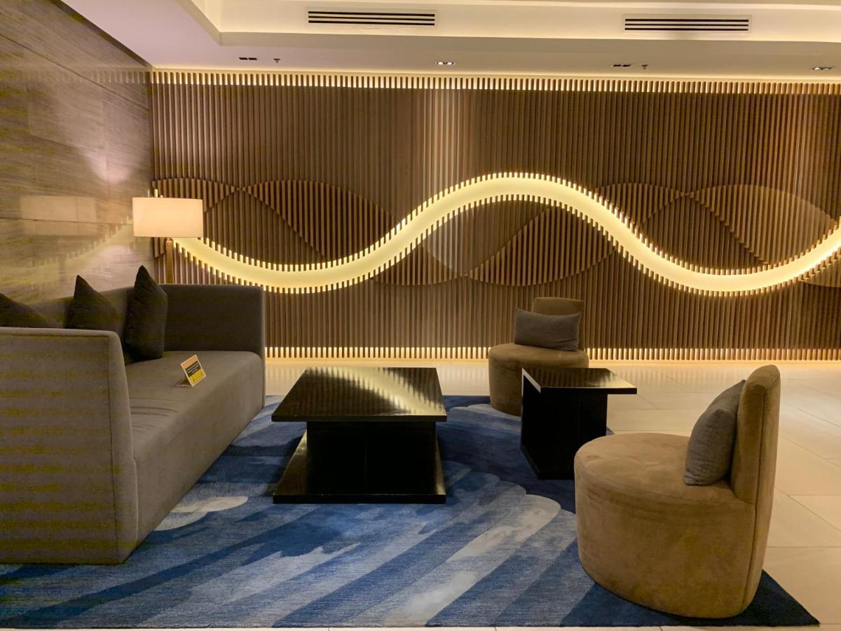 Mactan Newtown Deluxe Island Breeze Appartement Lapu-Lapu City Buitenkant foto